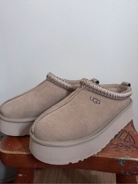 UGG Women's Tazz Slipper in Chestnut